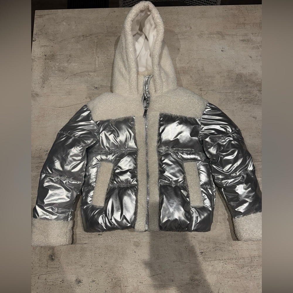 Sam Edelman Kids Puffer Jacket in Metallic Silver and Cream